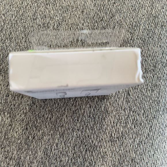 1m USB Apple Lightning Cable - Picture 2 of 2